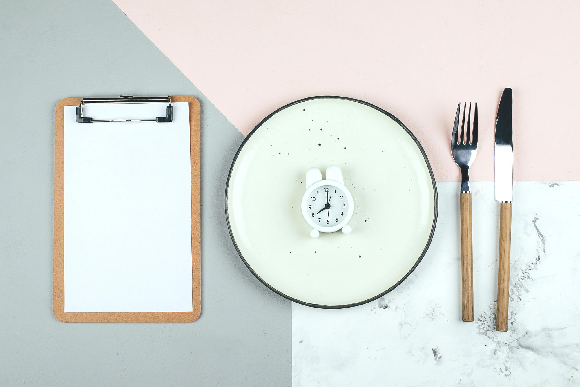 Set of plated dishes and data sheets